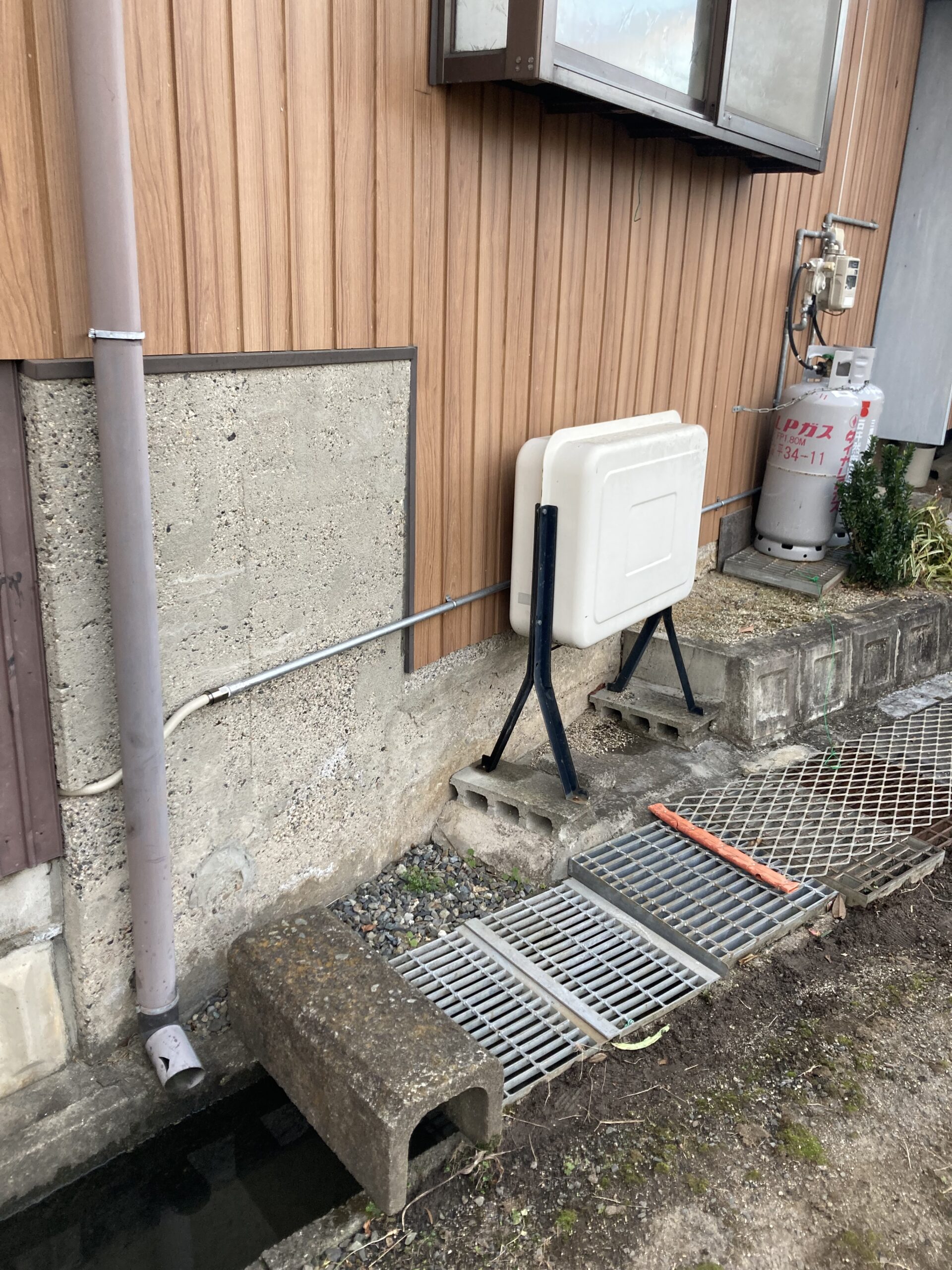 灯油給湯器からガス給湯器へ✨