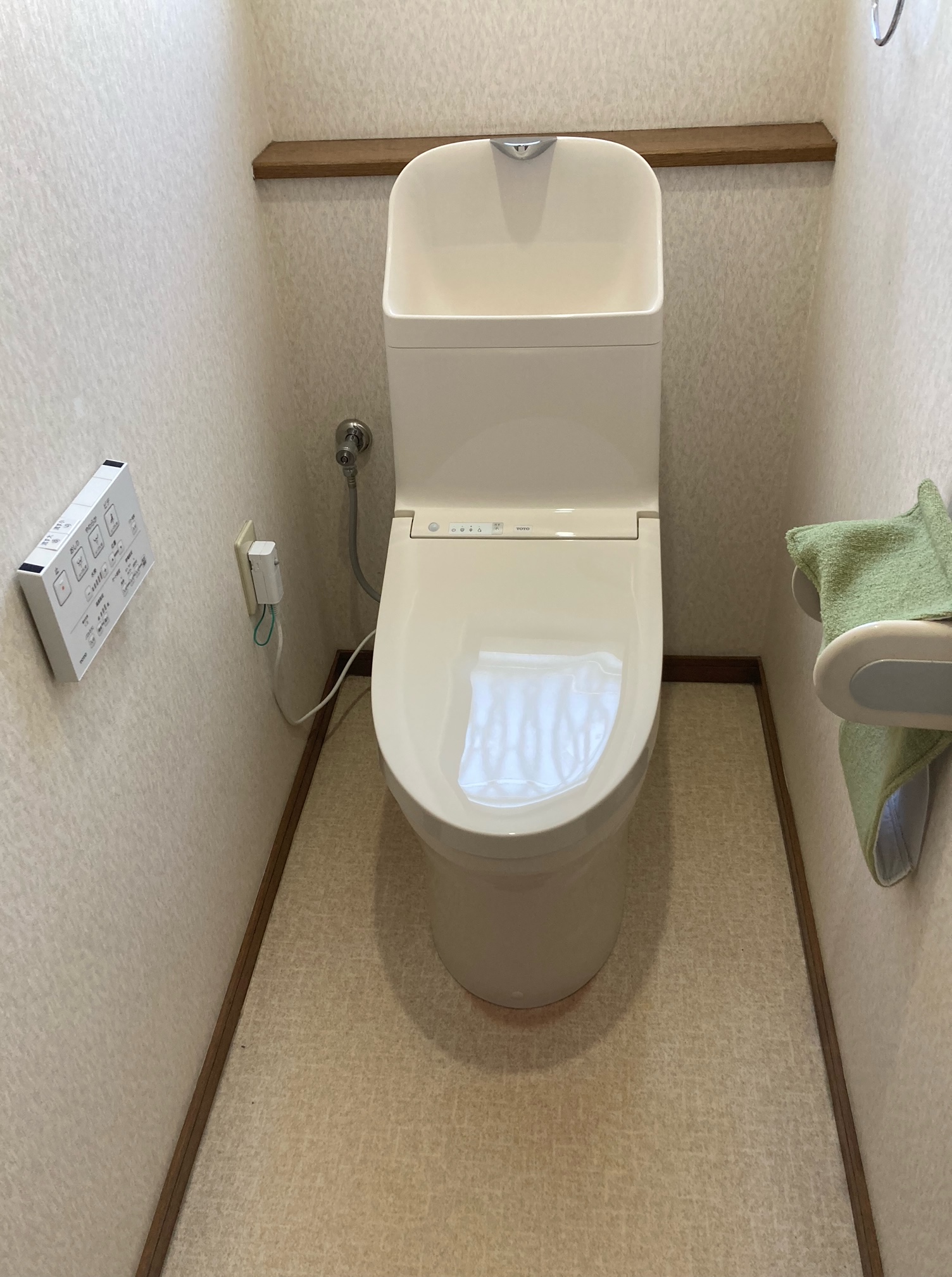 組み合わせトイレから一体型シャワートイレへ🚽