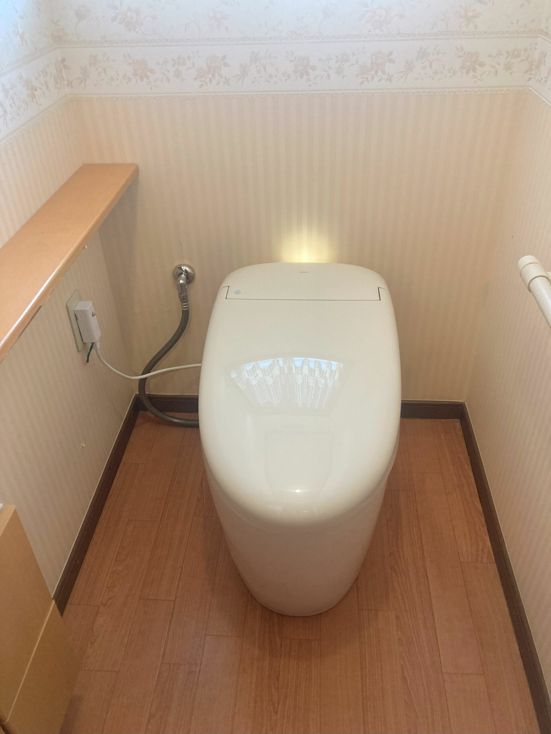 TOTO ネオレストのお取替え🚽