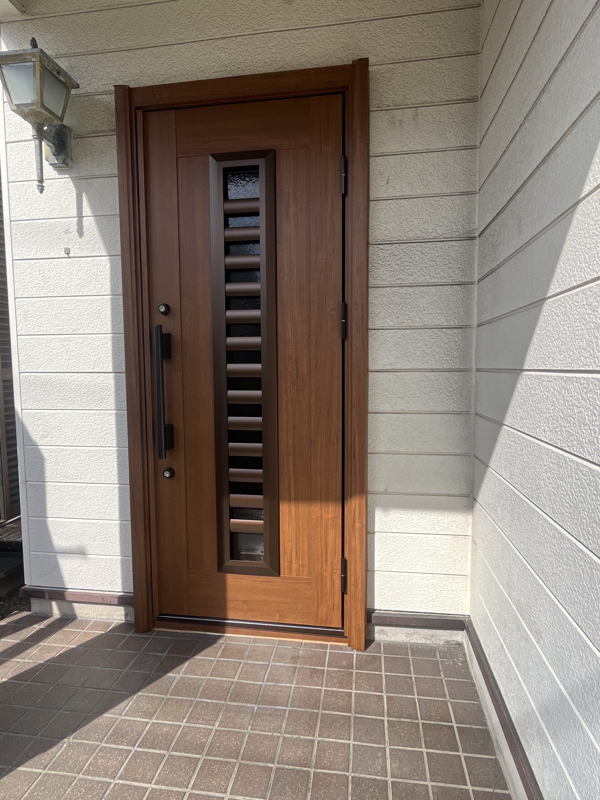 趣はそのままに！玄関ドアお取替え🚪