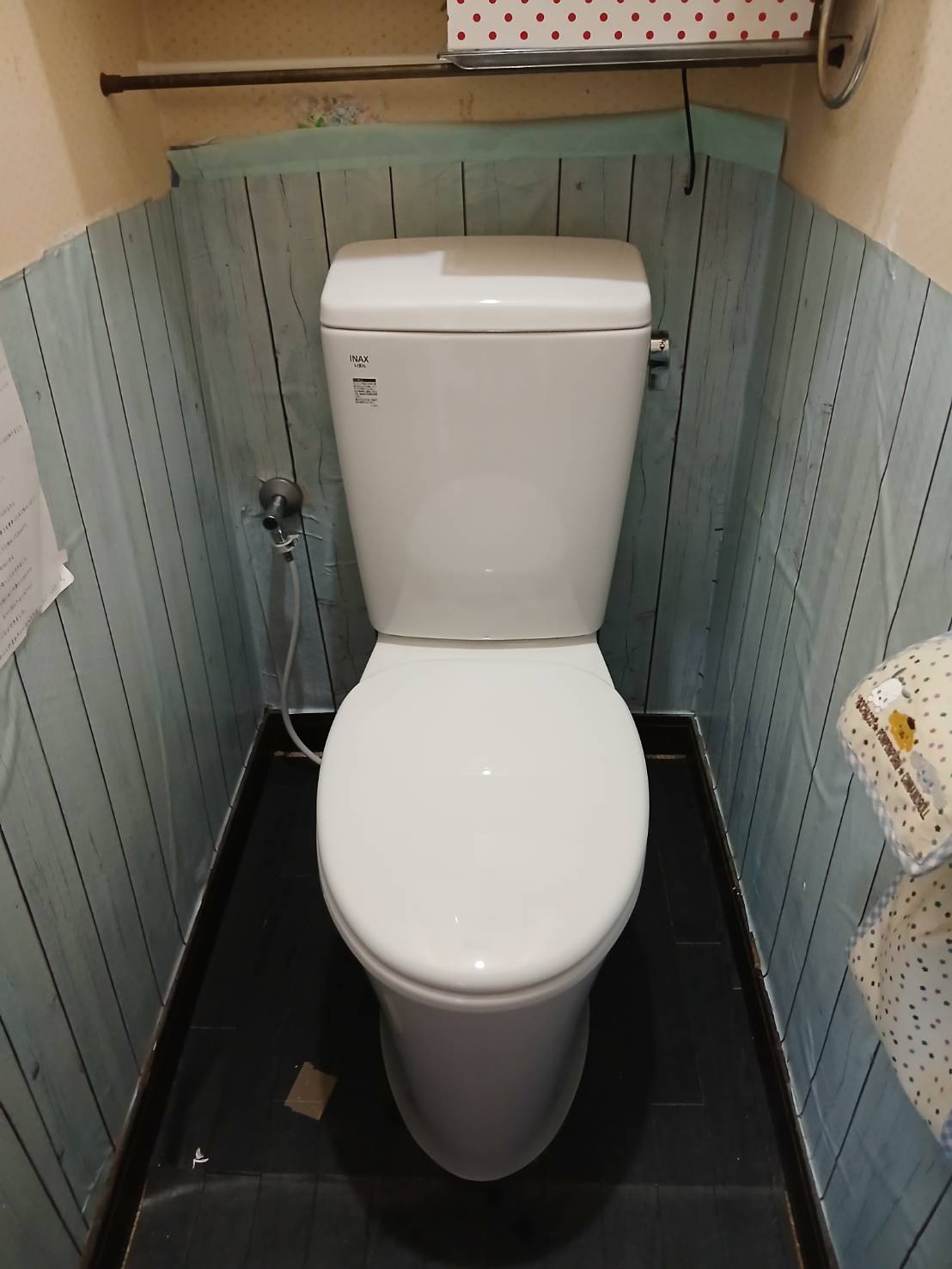 【 トイレ入替❀工事 】